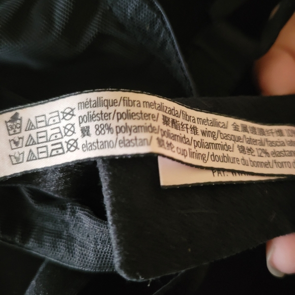 Victoria’s Secret Push Up Bra Black & Gold Metallic Plaid Scallop Underwire 40C - Picture 8 of 8